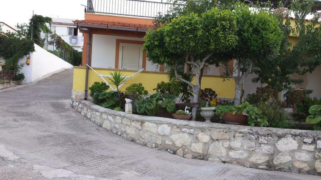 Villa Natura Sea View Vieste Exterior photo