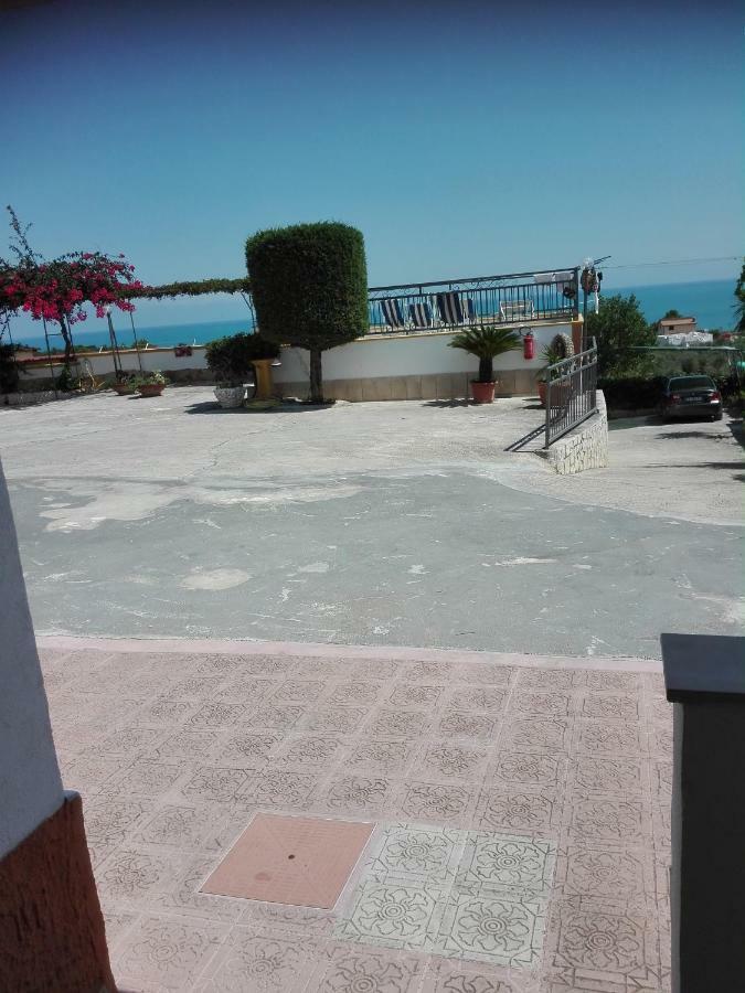 Villa Natura Sea View Vieste Exterior photo